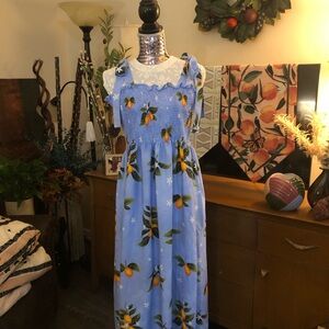Chic Blue Lemon Print Maxi Dress